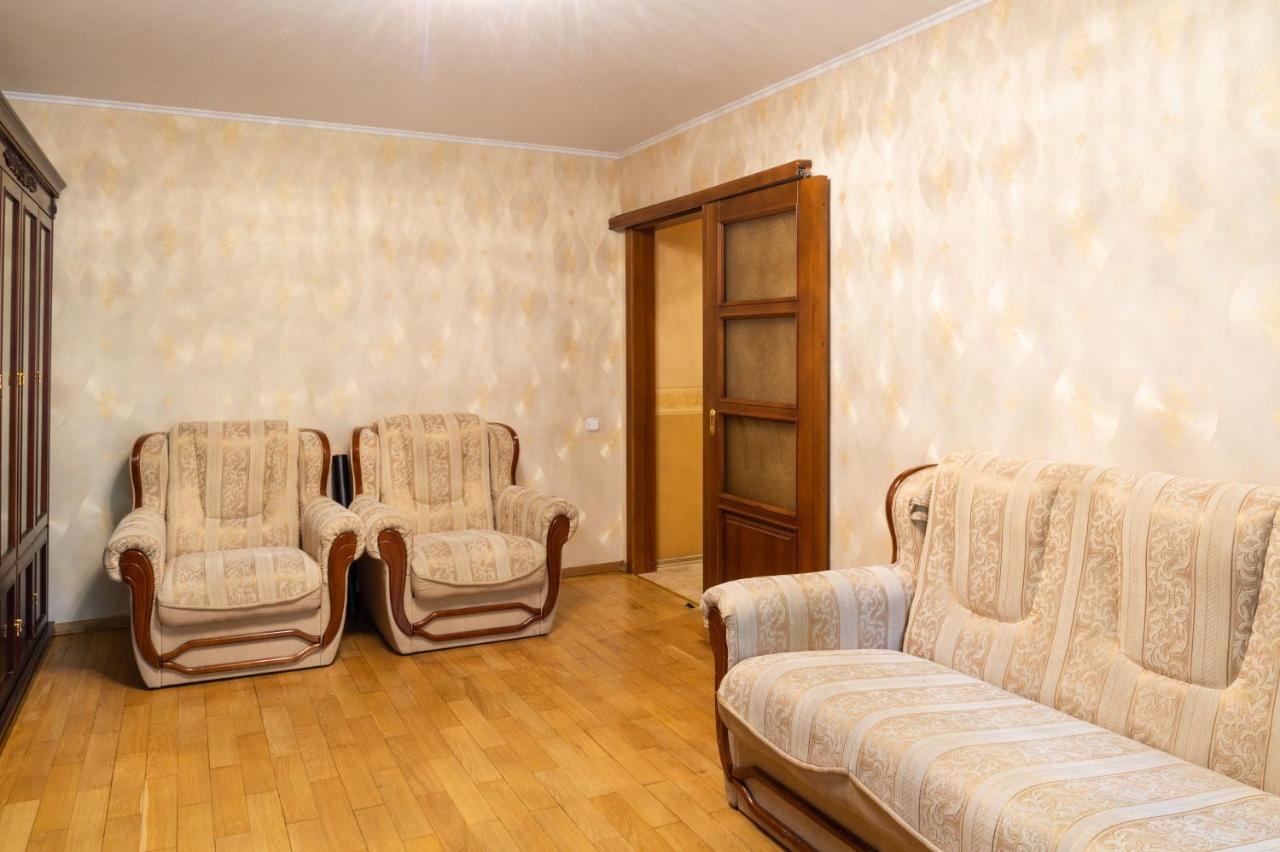 Apartament Rybalskaya 8 Kijów Zewnętrze zdjęcie